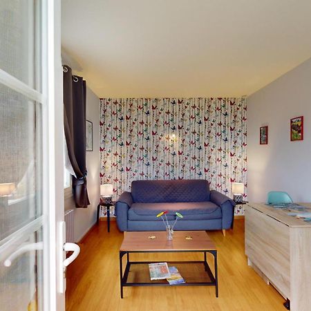 Les Deux Anes Bed & Breakfast Veuves Екстериор снимка