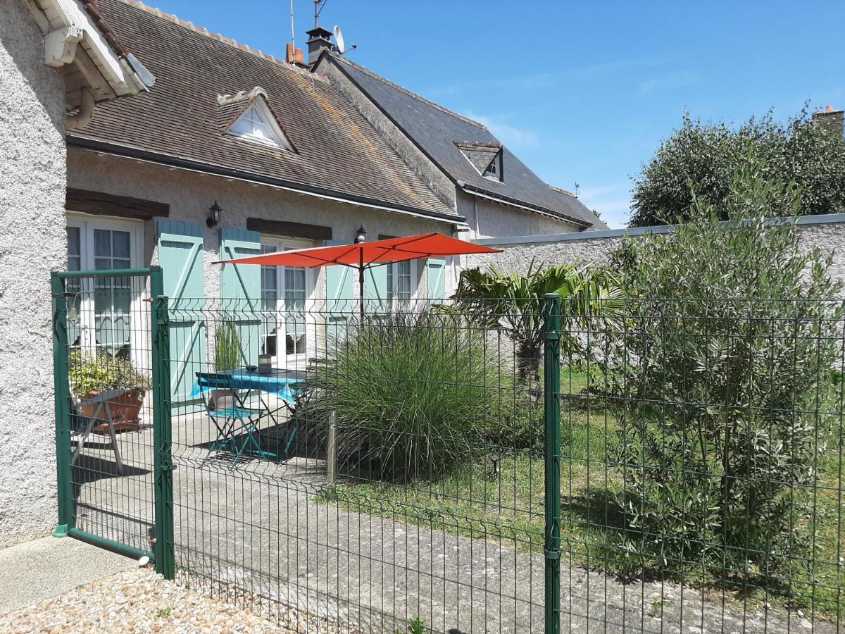 Les Deux Anes Bed & Breakfast Veuves Екстериор снимка